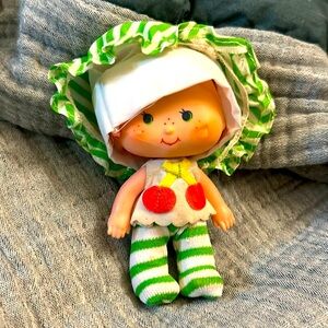 Vintage Rare Strawberry Shortcake 1979
